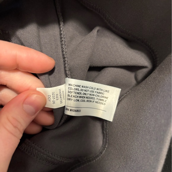 NWT Deluth Trading Company Womens NoGA Natural Cotton Pull-On 10” Shorts Medium - Picture 8 of 9